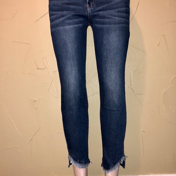 L&B brand Fray Hem Ankle Jeans - Picture 3 of 3